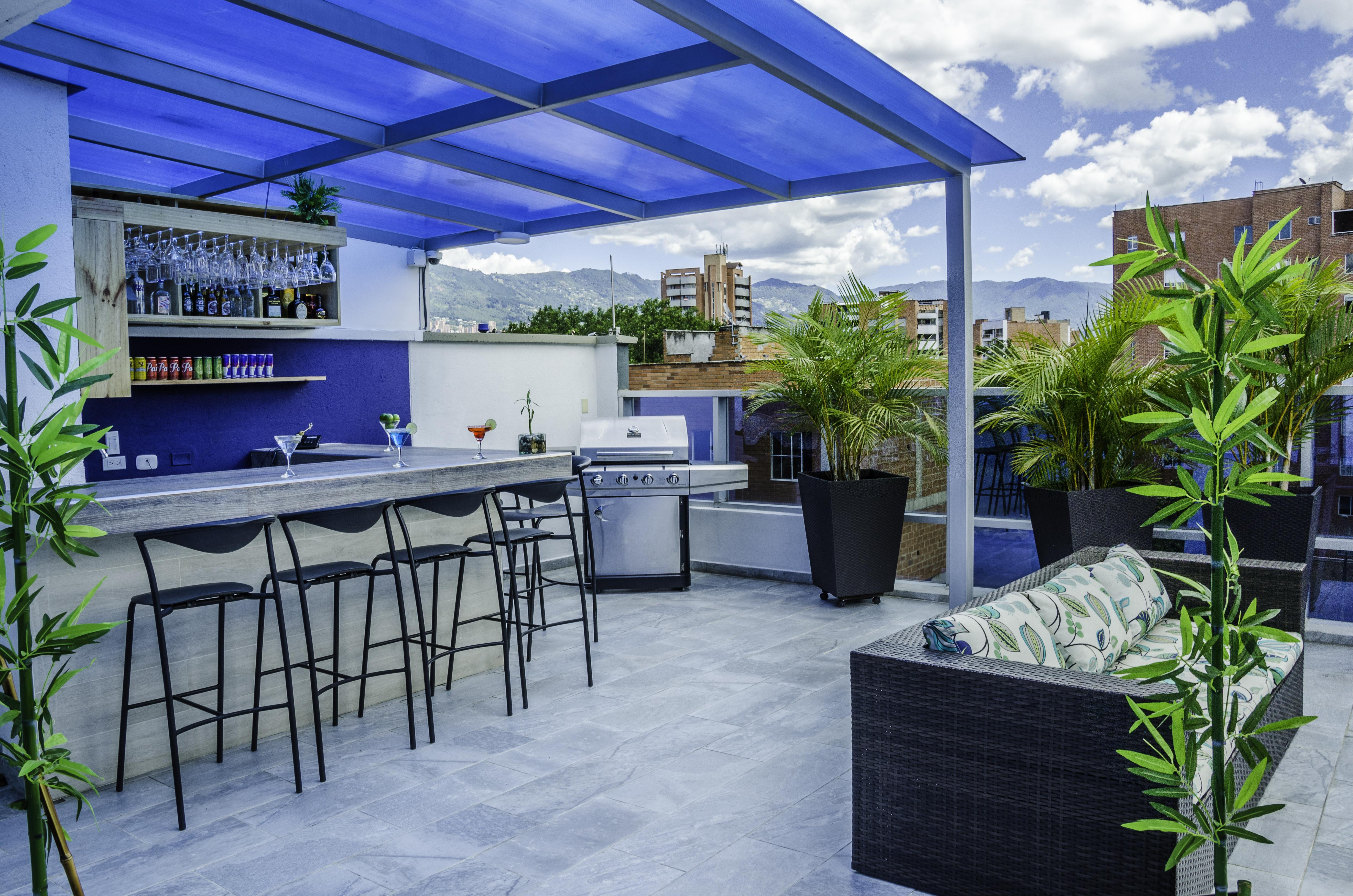 Hotel Laureles Plaza メデジン エクステリア 写真