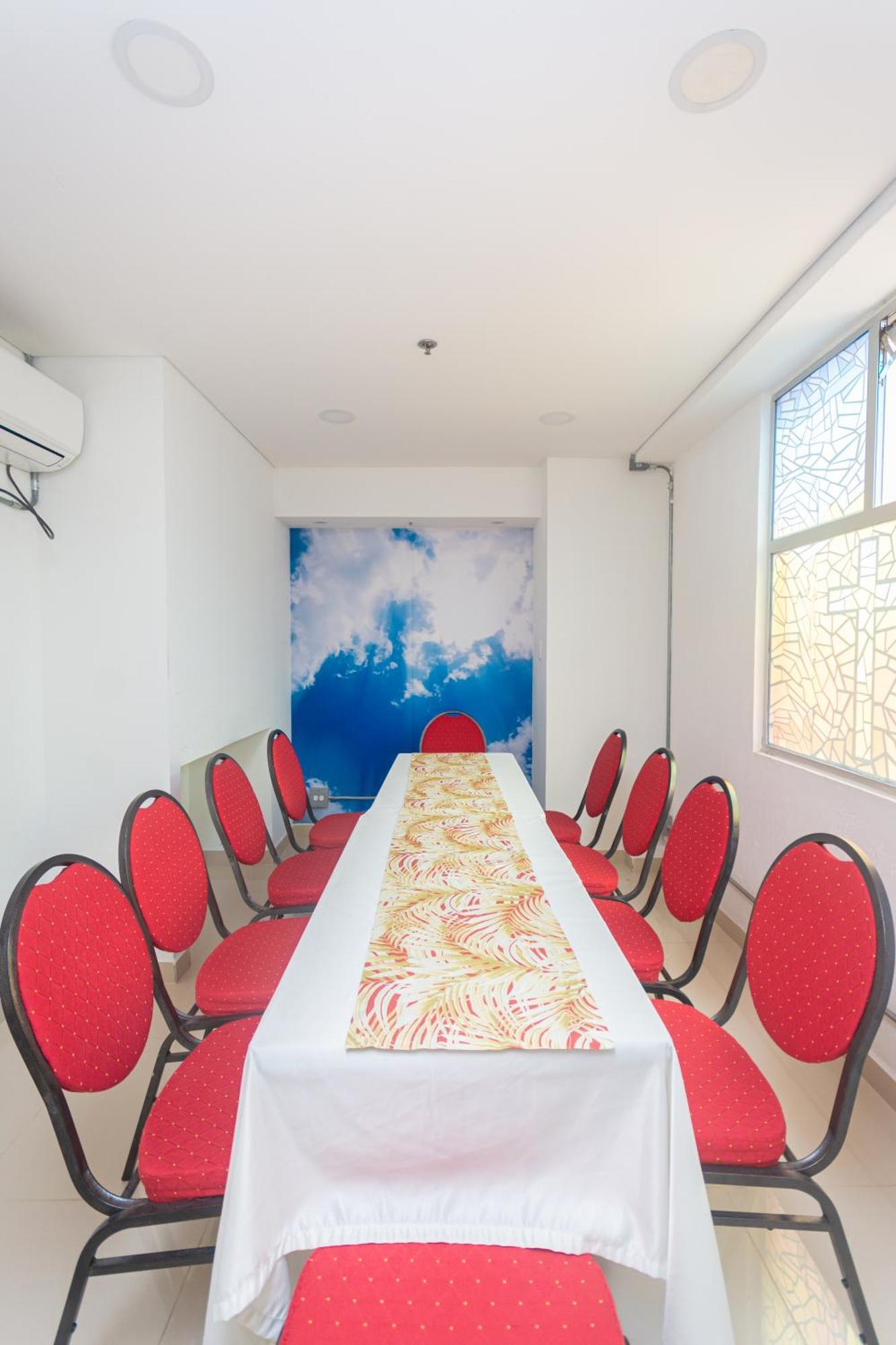 Hotel Laureles Plaza メデジン エクステリア 写真
