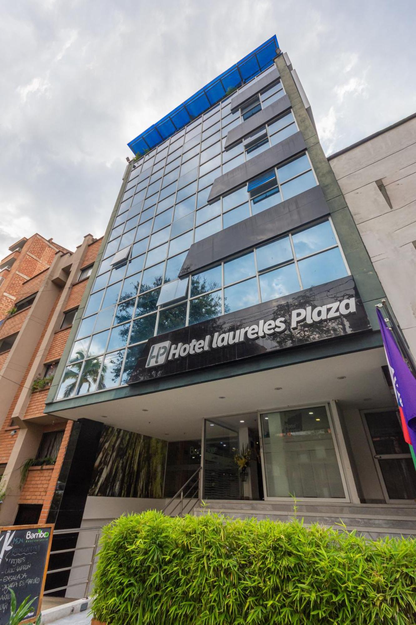 Hotel Laureles Plaza メデジン エクステリア 写真